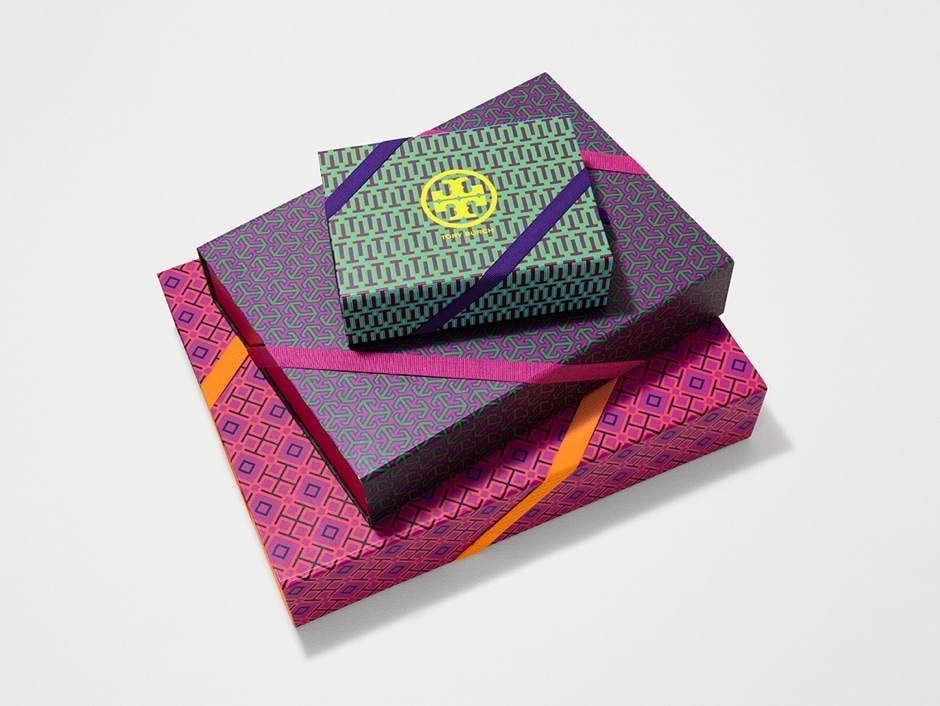 gift wrapping image