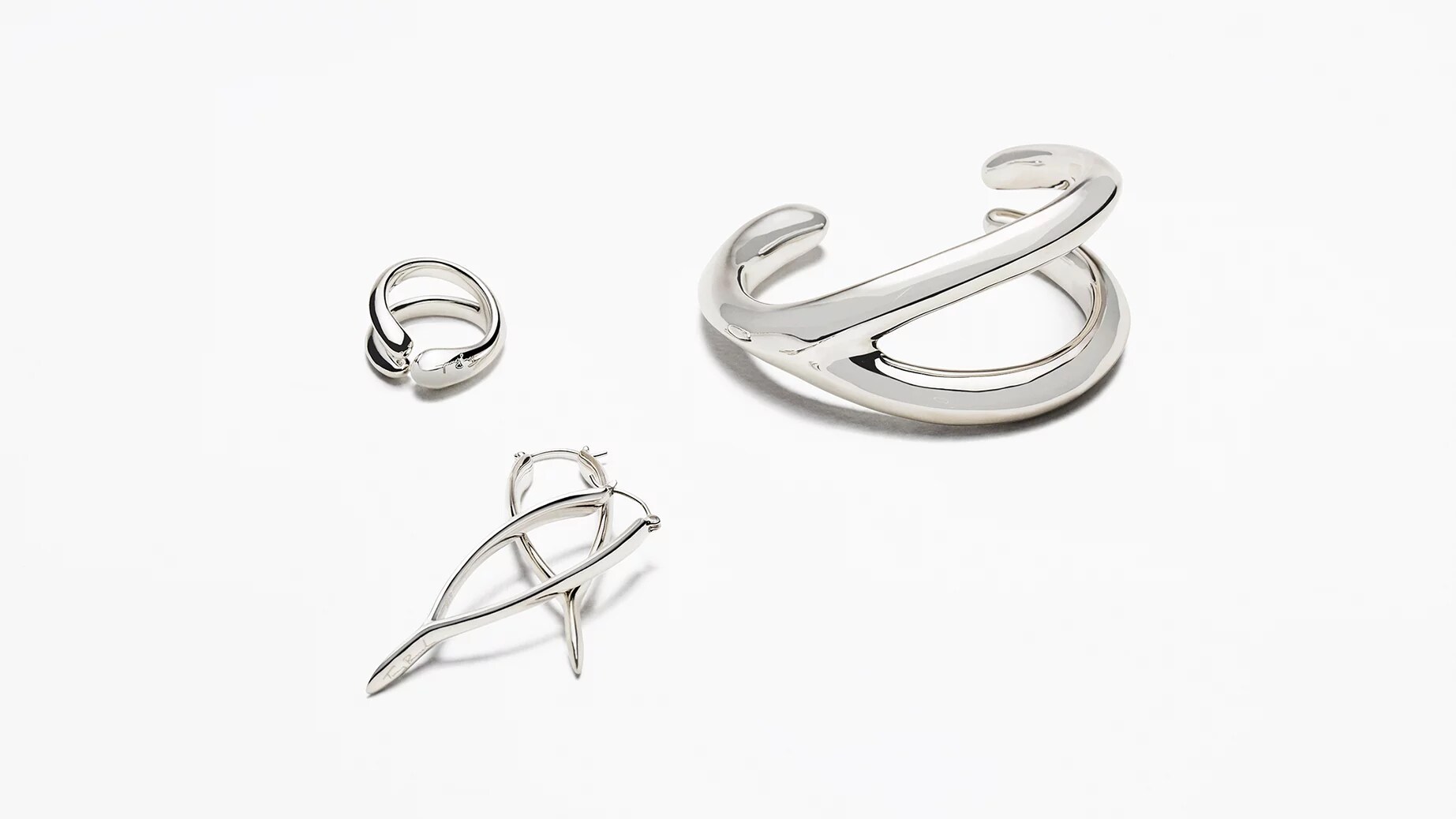 Shop Tory Burch Jewelry