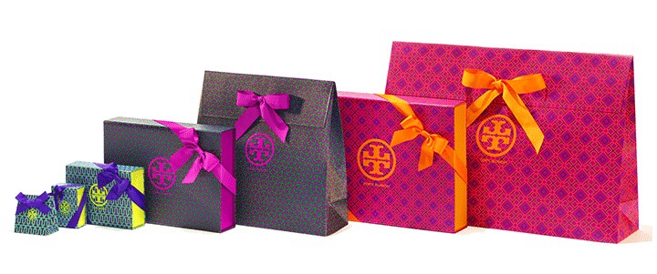 ToryBurch.co.uk strives to be your end-all destination for gift-giving. Here's how we hope to make your holiday shopping seamless and stress-free.